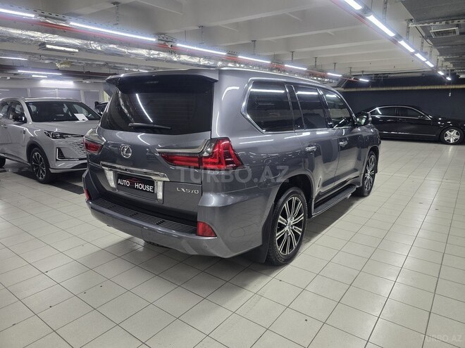 Lexus LX 570-7
