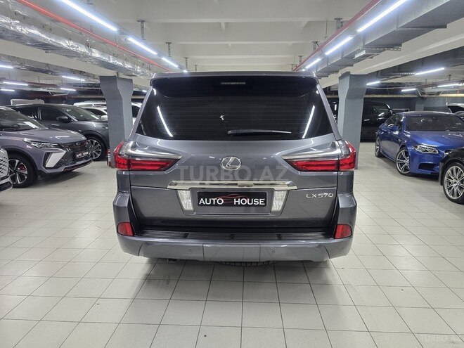 Lexus LX 570-6