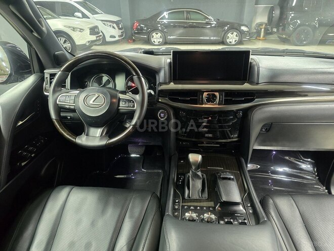 Lexus LX 570-11