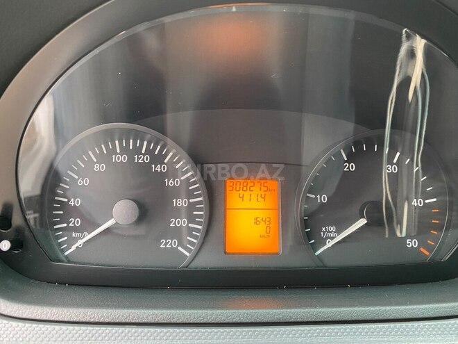 Mercedes Vito-11