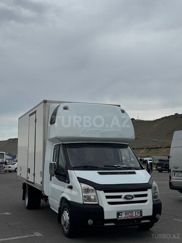 Ford Transit-2