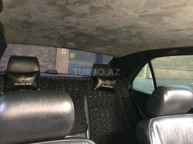 Mercedes E 200-6