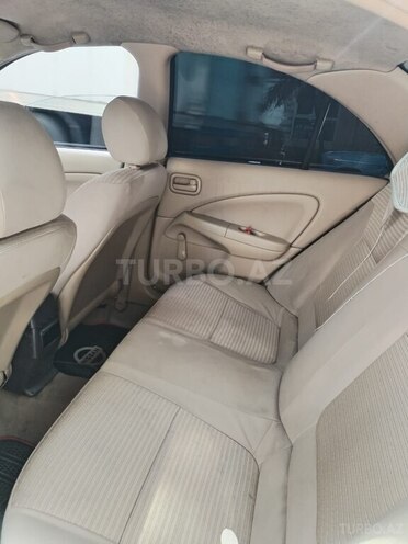 Nissan Sunny-9