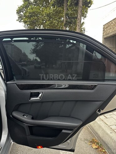 Mercedes E 350-7