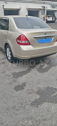 Nissan Tiida-3