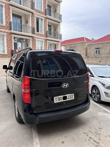 Hyundai H-1-7