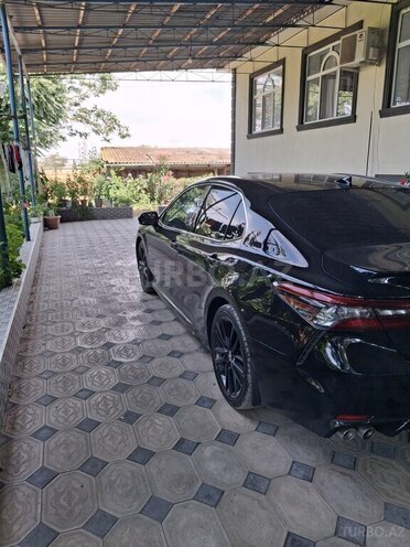 Toyota Camry-3