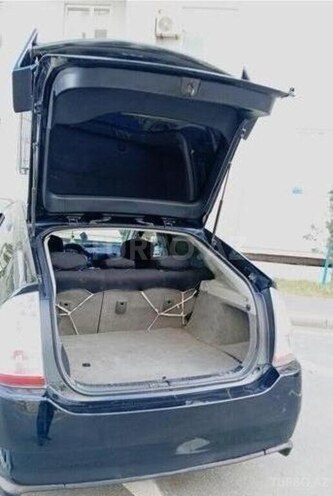 Toyota Prius-3