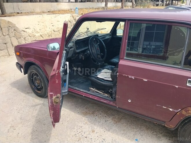 LADA (VAZ) 2107-8