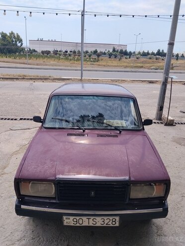LADA (VAZ) 2107-1