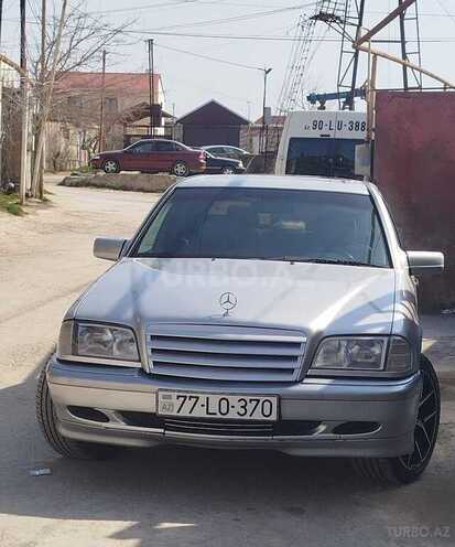 Mercedes C 230-1