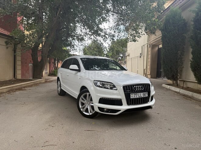 Audi Q7-15