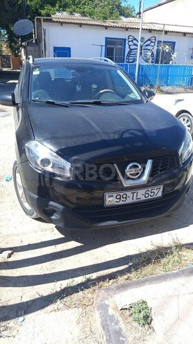 Nissan Qashqai-1