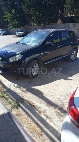 Nissan Qashqai-2