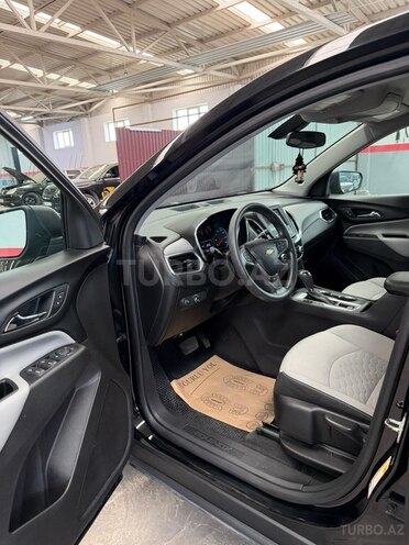 Chevrolet Equinox-13