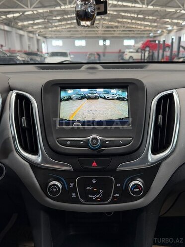Chevrolet Equinox-21