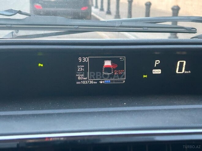 Toyota Aqua-5