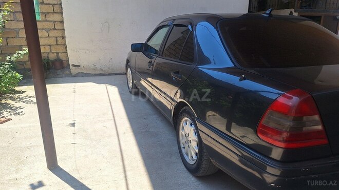 Mercedes C 180-4