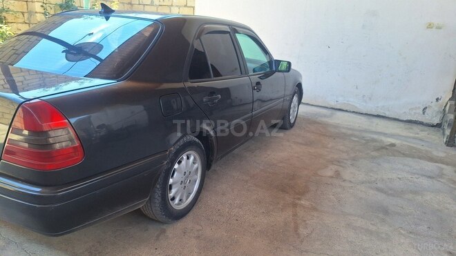 Mercedes C 180-5