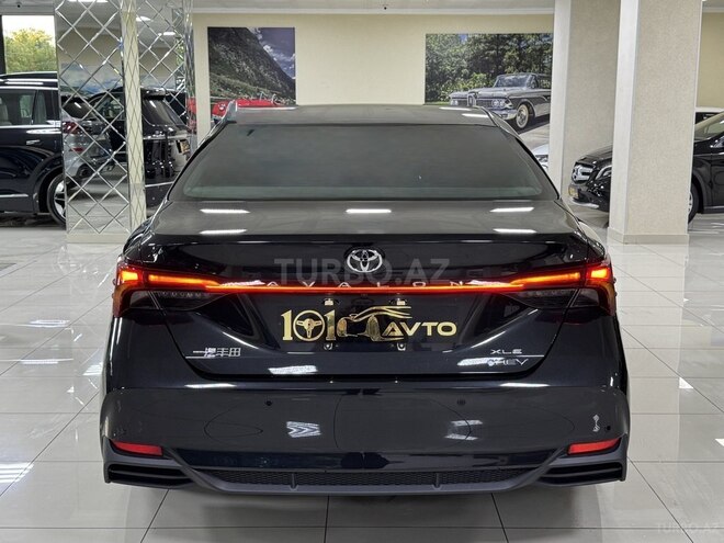 Toyota Avalon-12