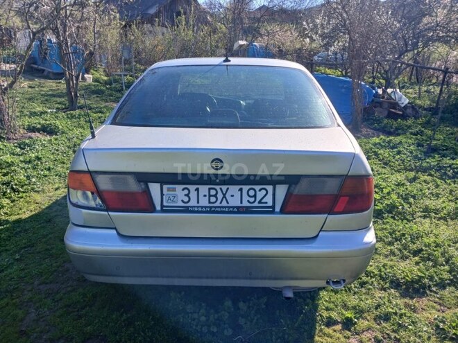 Nissan Primera-5