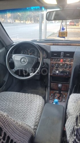 Mercedes C 200-7