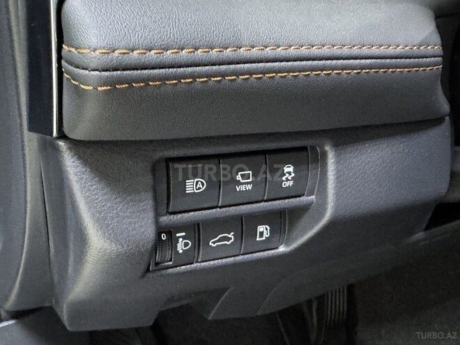Toyota Avalon-17