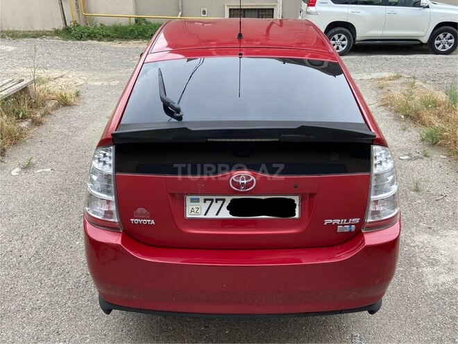 Toyota Prius-4