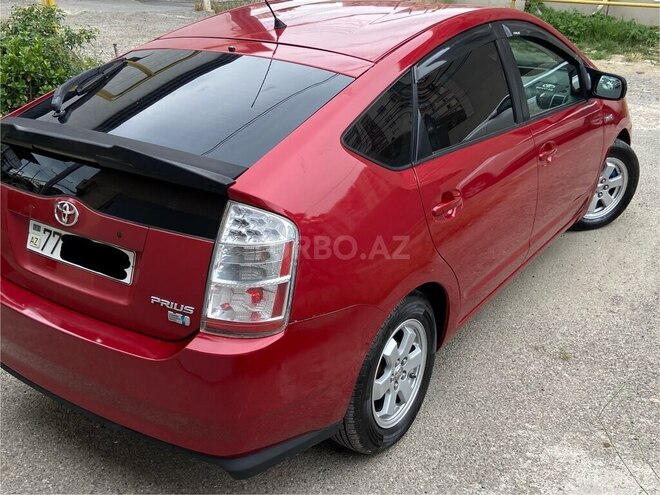 Toyota Prius-17