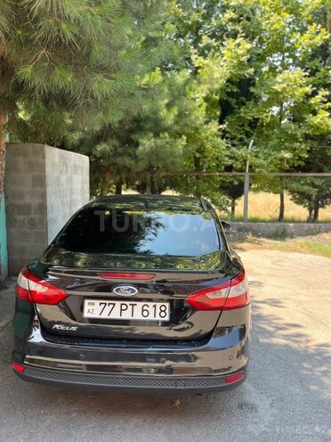 Ford Focus-2