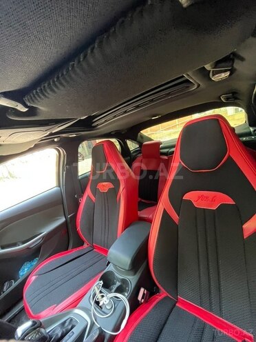 Ford Focus-3