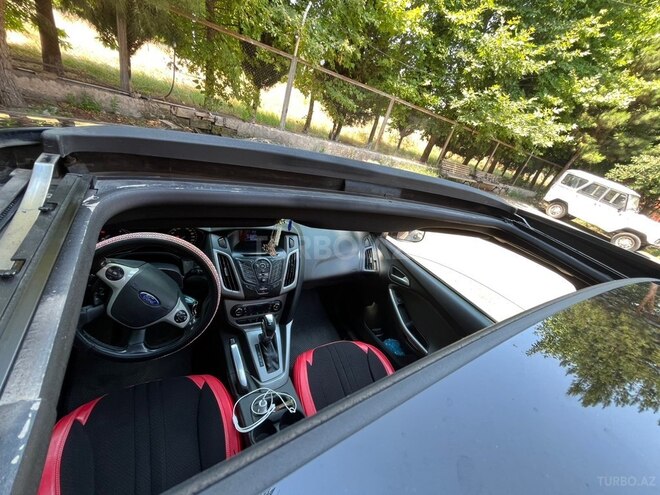 Ford Focus-6
