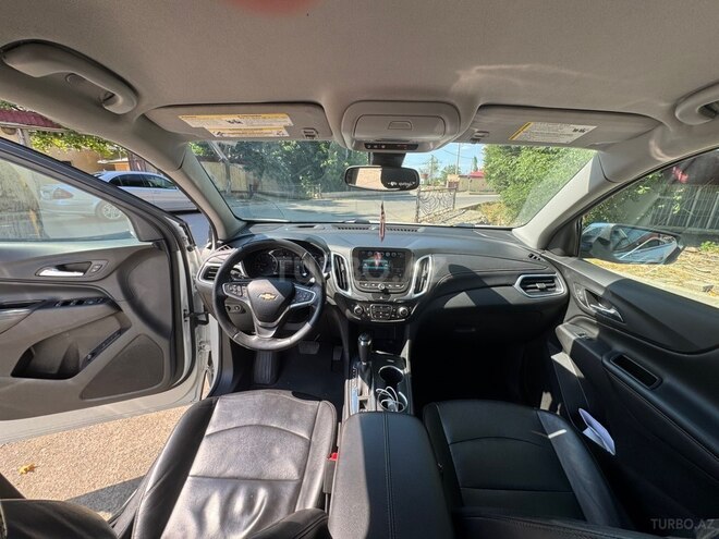 Chevrolet Equinox-12