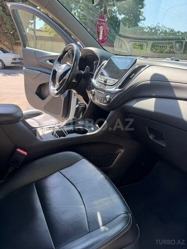 Chevrolet Equinox-8