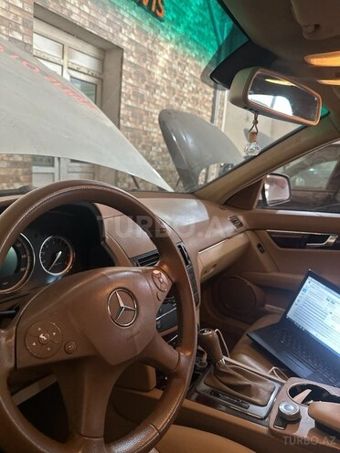 Mercedes C 300-2