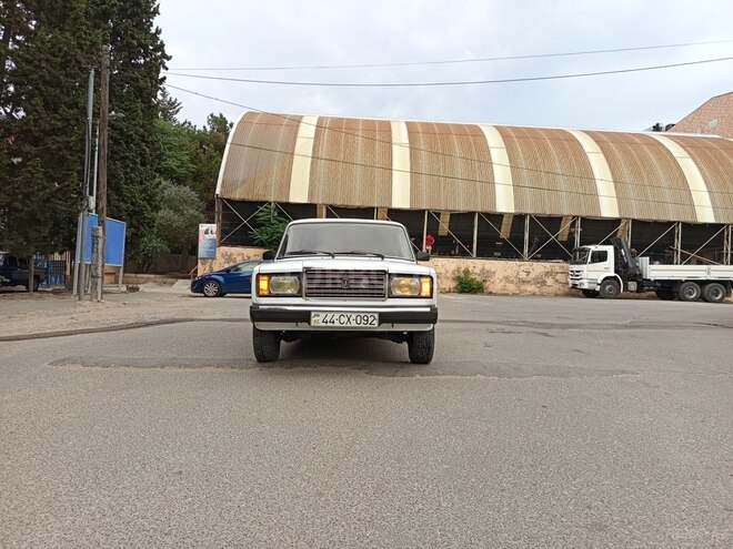 LADA (VAZ) 2107-16