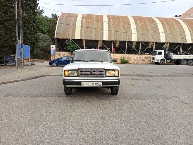 LADA (VAZ) 2107-17