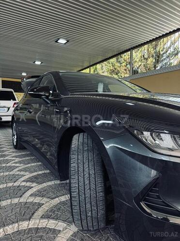 Hyundai Sonata-10