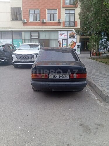 Mercedes 190-2