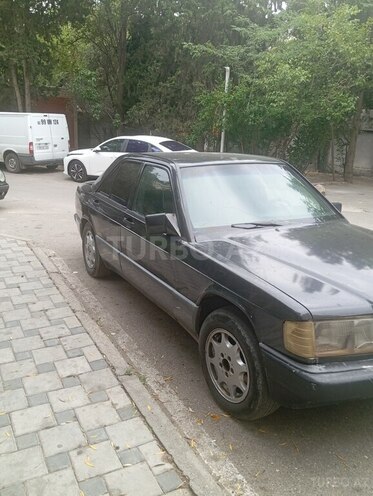Mercedes 190-3