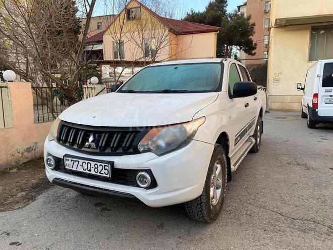 Mitsubishi L200-1