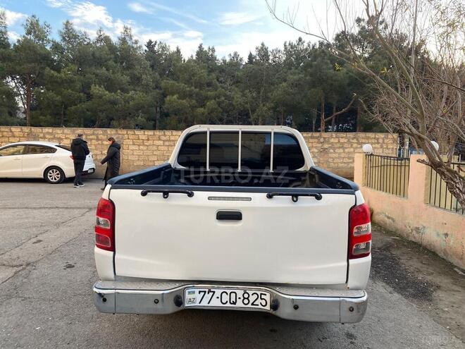 Mitsubishi L200-2
