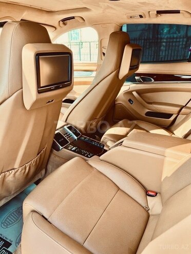 Porsche Panamera Turbo S-7