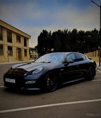 Porsche Panamera Turbo S-5