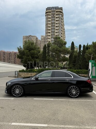 Mercedes E 300-3