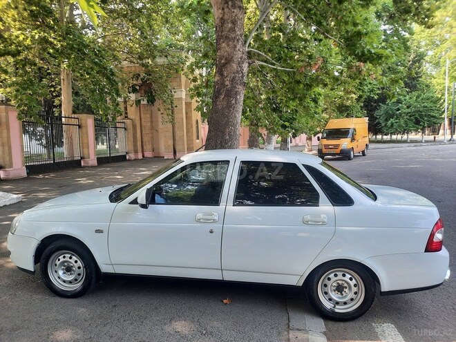 LADA (VAZ) Priora-5