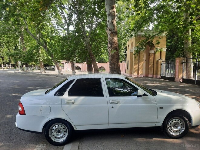LADA (VAZ) Priora-4