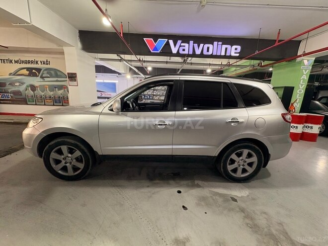 Hyundai Santa Fe-4