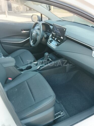 Toyota Corolla-10