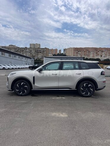 Changan Qiyuan Q07-3